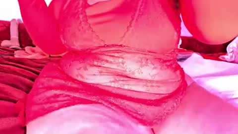 Snapshot of veheveun chatting on 03/24/26, 12:04 Vehe Veun online show from 03/24/26, 12:04