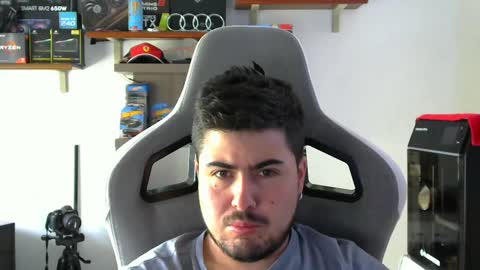 Snapshot of veils24 chatting on 12/02/24, 06:54 Charles online show from 12/02/24, 06:54