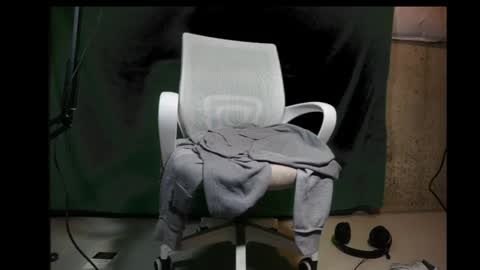 Snapshot of veinzilla chatting on 02/04/25, 02:28 veinzilla online show from 02/04/25, 02:28