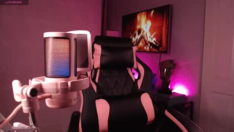 Snapshot of vekafaux chatting on 03/11/25, 07:58 vekafaux online show from 03/11/25, 07:58