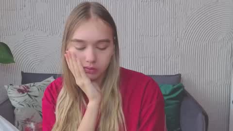 Barbara online show from 09/14/25, 05:06