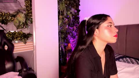 Isabella online show from 02/11/26, 08:25