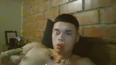 velasmanu1 online show from 10/12/25, 05:39