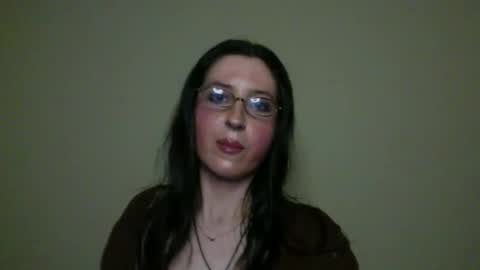 Snapshot of velira_ chatting on 11/14/25, 05:28 velira_ online show from 11/14/25, 05:28