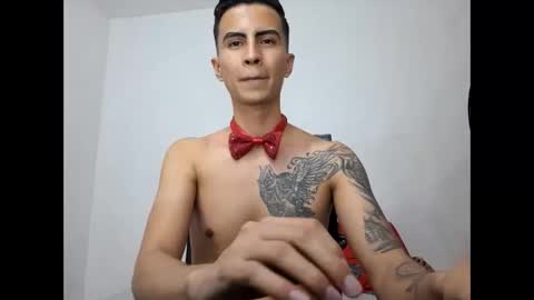 velk_hot1 online show from 02/22/25, 12:38
