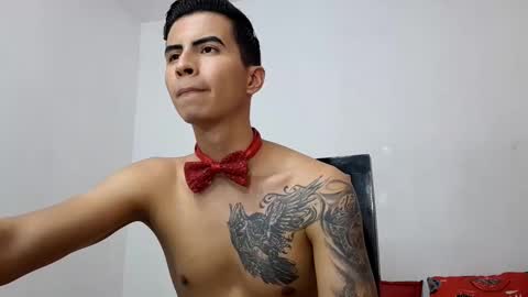 velk_hot1 online show from 03/11/25, 09:15