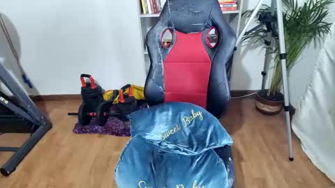 Im VelaI will be Christmas and New Year with my family December 22 to January 13 I will miss you guys. online show from 03/09/25, 01:56