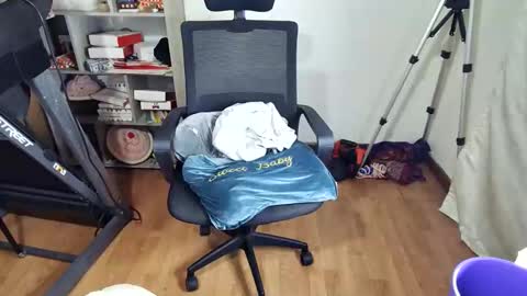 Im VelaI will be Christmas and New Year with my family December 22 to January 13 I will miss you guys. online show from 03/08/26, 02:04