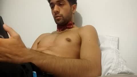 Snapshot of velocito22 chatting on 04/21/26, 02:51 Velocito22 online show from 04/21/26, 02:51