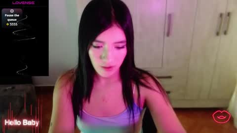 velvet_28_ online show from 10/17/25, 01:14