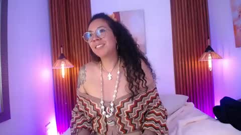 Emma Curly online show from 04/29/26, 05:30