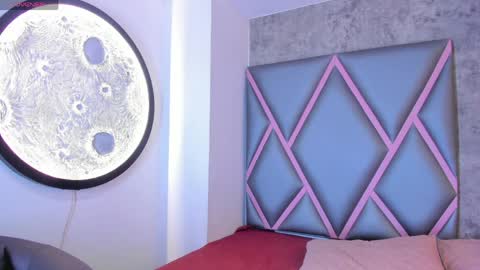 Snapshot of velvet_duo23 chatting on 05/11/26, 04:04 Stefany Y Diego online show from 05/11/26, 04:04