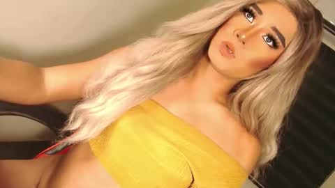 Snapshot of velvet_fux chatting on 10/12/25, 12:09 Richy will make you fall in love online show from 10/12/25, 12:09