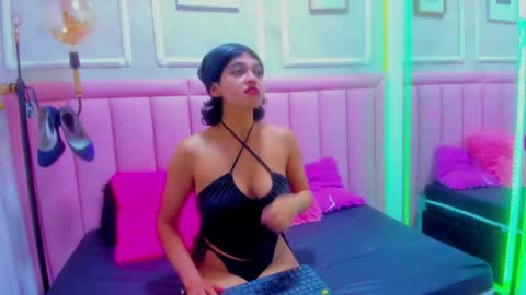 Snapshot of velvet_giirll chatting on 06/09/26, 03:23 velvet_giirll online show from 06/09/26, 03:23