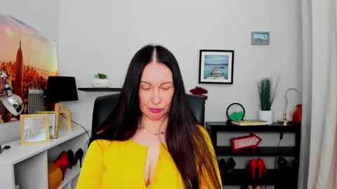 Jasmine online show from 09/27/25, 07:46