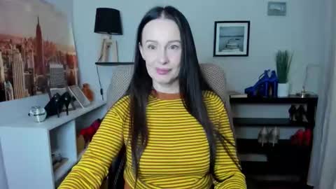 Jasmine online show from 03/03/26, 06:30