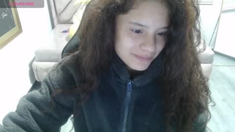 Snapshot of velvet_moon_v chatting on 01/15/26, 01:16 velvet_moon_v online show from 01/15/26, 01:16