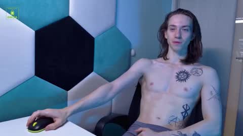 Ares online show from 09/26/25, 10:19