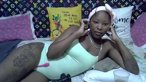 velvet online show from 01/11/26, 03:55