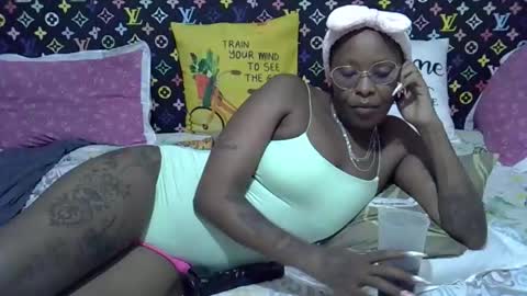 velvet online show from 01/11/26, 04:34