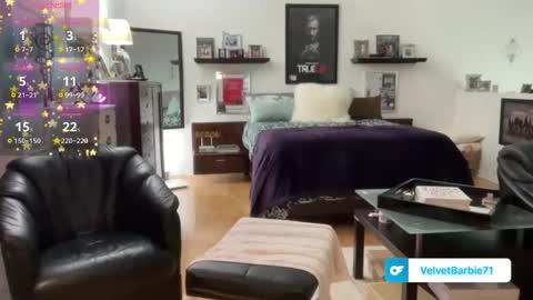 Snapshot of velvetbarbie chatting on 11/09/25, 04:16 VelvetBarbie online show from 11/09/25, 04:16