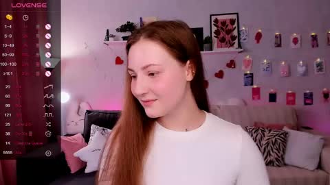 Snapshot of velvetcherry_ chatting on 04/24/26, 09:01 Mia online show from 04/24/26, 09:01
