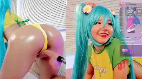 Snapshot of velvetnami chatting on 04/25/26, 12:19 Velvet Nami online show from 04/25/26, 12:19