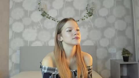 Snapshot of velvetrisque chatting on 11/20/25, 06:57 Kelly online show from 11/20/25, 06:57