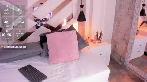 Snapshot of velvett_moon__ chatting on 03/12/26, 03:23 velvett_moon__ online show from 03/12/26, 03:23