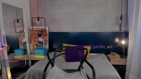Snapshot of velvettease_ chatting on 06/05/26, 01:17 velvettease_ online show from 06/05/26, 01:17