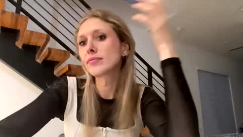 VelvetTGirl online show from 01/09/26, 11:57