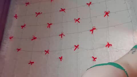 VelvetVine online show from 02/21/26, 09:32