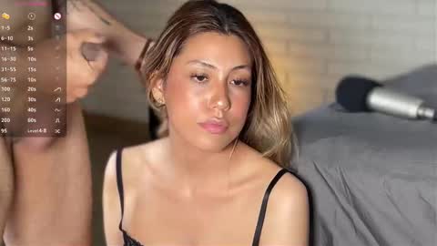 Snapshot of velvetwhispers_ chatting on 02/16/25, 08:44 - online show from 02/16/25, 08:44