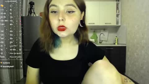 Snapshot of vendymories chatting on 02/04/25, 09:52 eva 3 online show from 02/04/25, 09:52