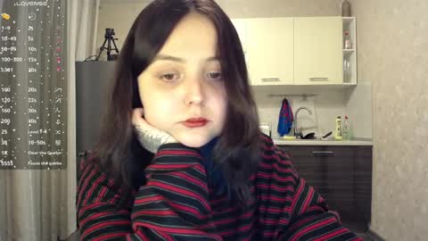 Snapshot of vendymories chatting on 02/13/25, 09:27 eva 3 online show from 02/13/25, 09:27