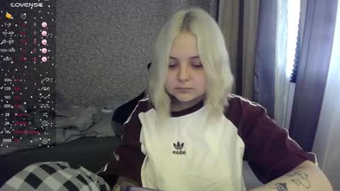 Snapshot of vendymories chatting on 09/11/25, 07:41 eva 3 online show from 09/11/25, 07:41