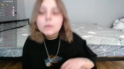 Snapshot of vendymories chatting on 01/14/26, 05:40 eva 3 online show from 01/14/26, 05:40