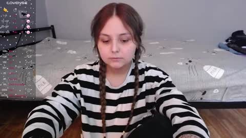 Snapshot of vendymories chatting on 02/19/26, 12:45 eva 3 online show from 02/19/26, 12:45