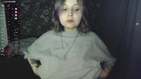 Snapshot of vendymories chatting on 04/05/26, 04:59 eva 3 online show from 04/05/26, 04:59