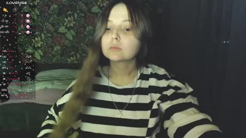 Snapshot of vendymories chatting on 04/13/26, 05:51 eva 3 online show from 04/13/26, 05:51