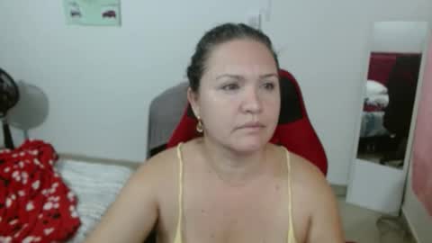Snapshot of venecasexy44 chatting on 10/05/25, 09:29 venecasexy44 online show from 10/05/25, 09:29