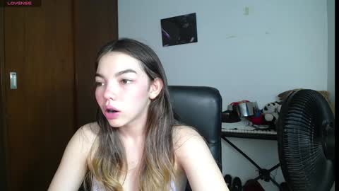 Snapshot of venelope1 chatting on 02/03/25, 04:46 Venelope 3 online show from 02/03/25, 04:46