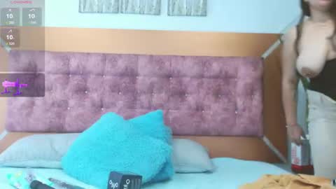 Snapshot of vennuss_89 chatting on 01/25/25, 02:58 venus online show from 01/25/25, 02:58