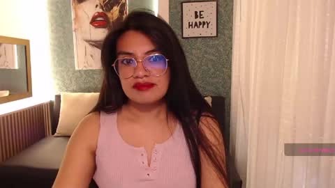 Snapshot of vennuss_mirrd chatting on 04/24/26, 09:39 Vennuss mirrd online show from 04/24/26, 09:39