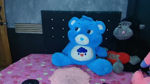 Snapshot of venus_26_ chatting on 04/11/26, 07:45 eva online show from 04/11/26, 07:45