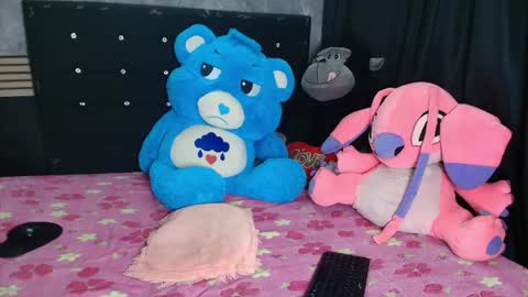 Snapshot of venus_26_ chatting on 04/16/26, 10:56 eva online show from 04/16/26, 10:56