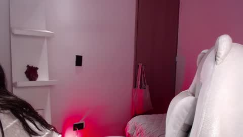 venus_art11 online show from 02/27/25, 04:31