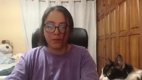 Snapshot of venus_cat_ chatting on 04/08/26, 02:22 Venus online show from 04/08/26, 02:22