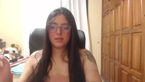 Snapshot of venus_cat_ chatting on 07/18/26, 04:27 Venus online show from 07/18/26, 04:27