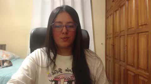 Snapshot of venus_cat_ chatting on 07/25/26, 01:36 Venus online show from 07/25/26, 01:36